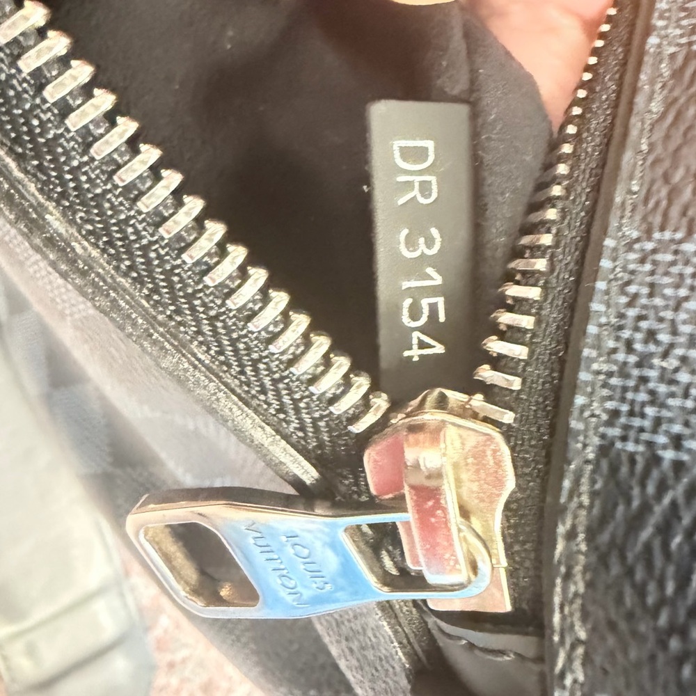 Louis Vuitton Gray Checkered Bag - Picture 8 of 9